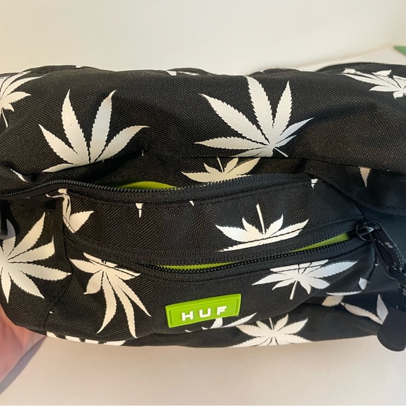 HUF Black and White Leaf Pattern Belt Bag
